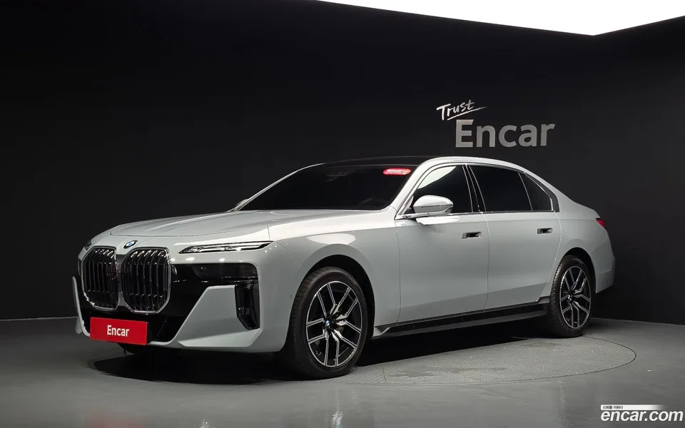 BMW 7 Series 2025