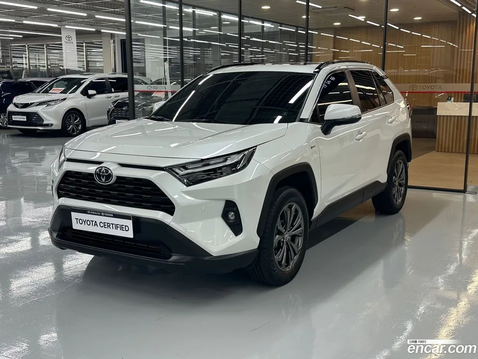 Toyota RAV4 2025