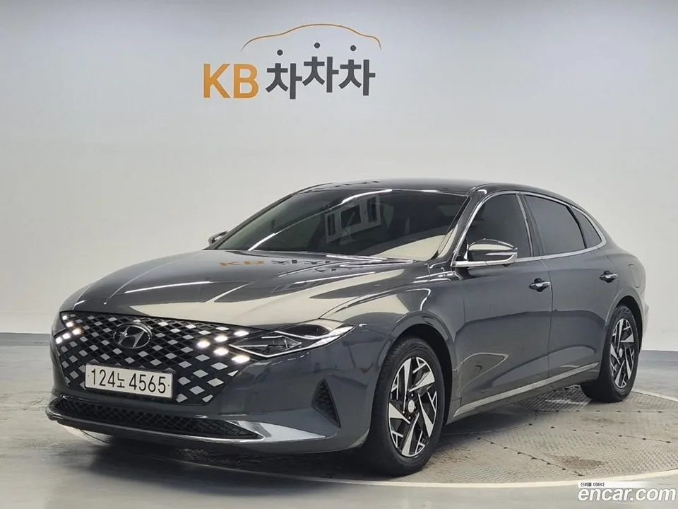 Hyundai Grandeur IG Hybrid 2022