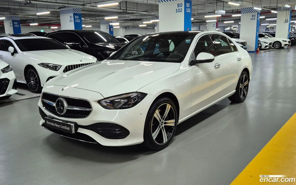 Mercedes-Benz C-Class 2026