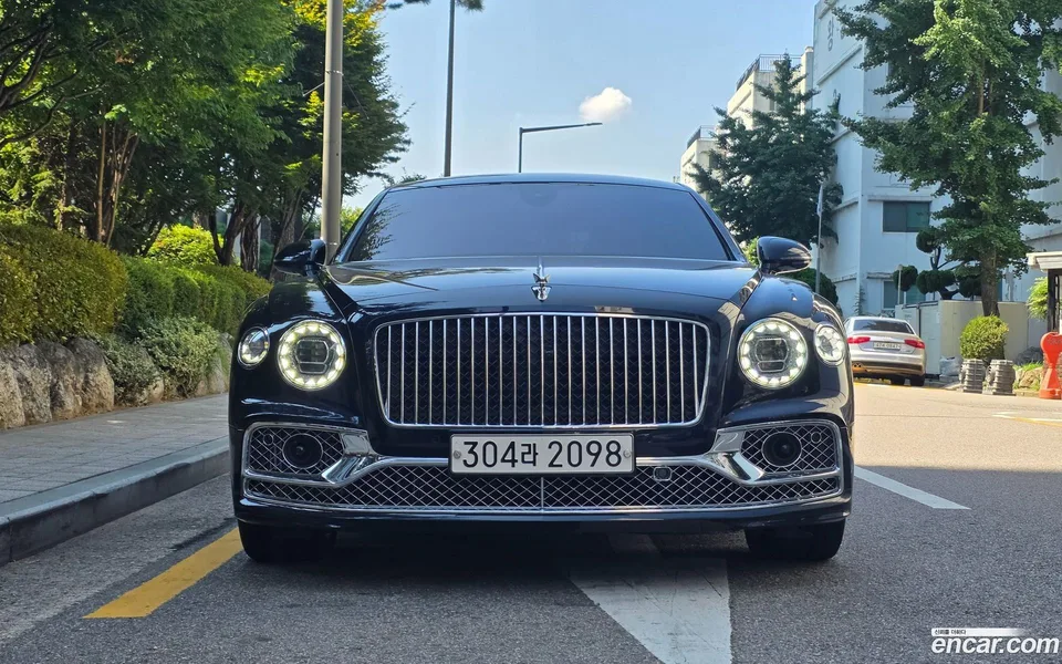 Bentley Flying Spur 2024