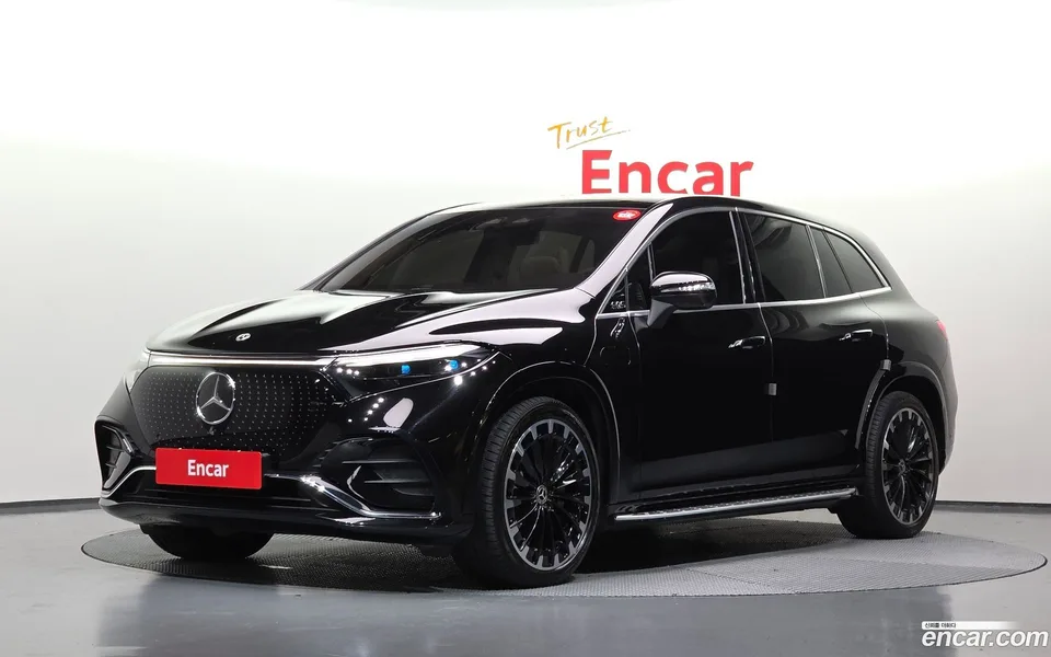 Mercedes-Benz EQS SUV 2023