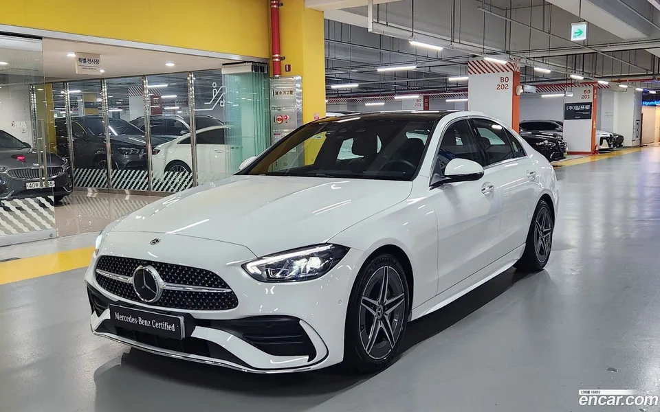 Mercedes-Benz C-Class 2026