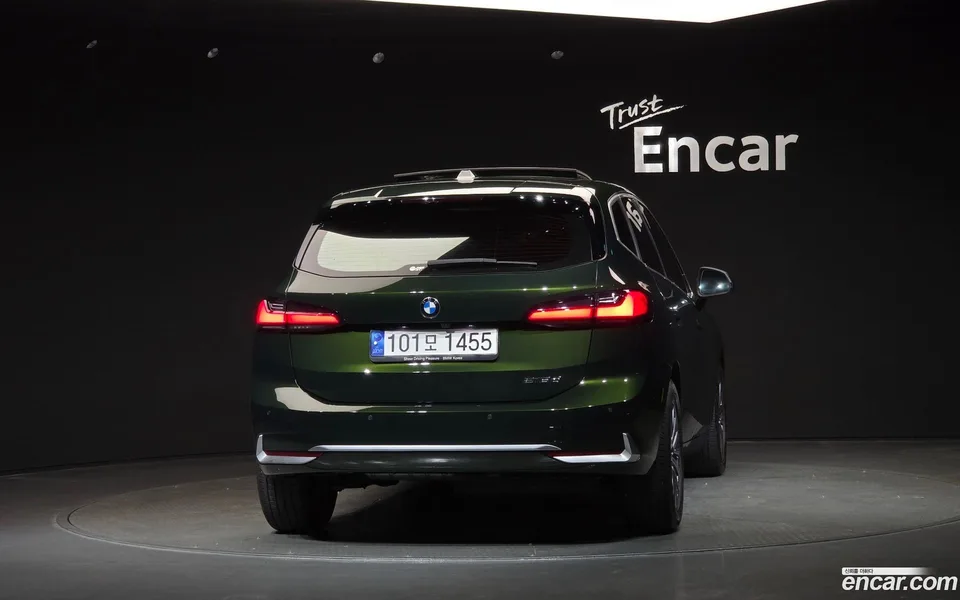 BMW 2 Series Active Tourer 218d 2022 — миниатюра 4