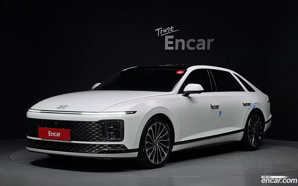 Hyundai Grandeur Hybrid 2025