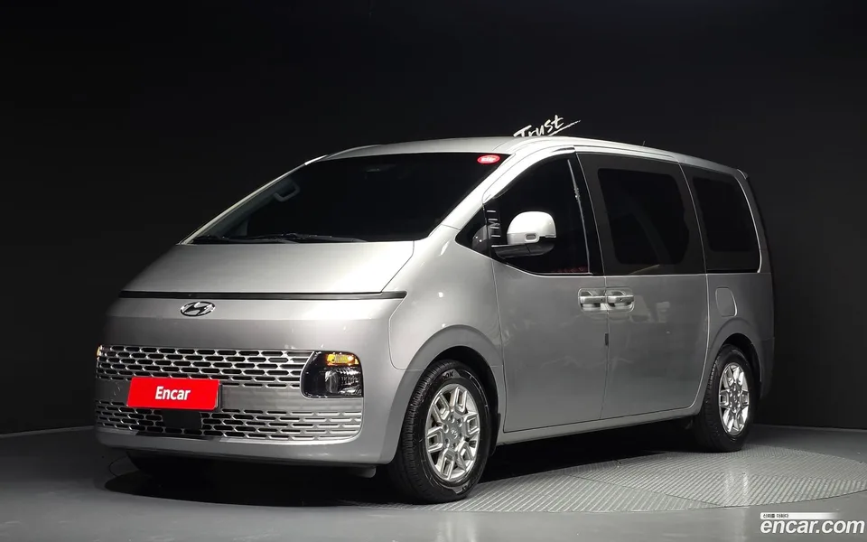 Hyundai Staria 2022