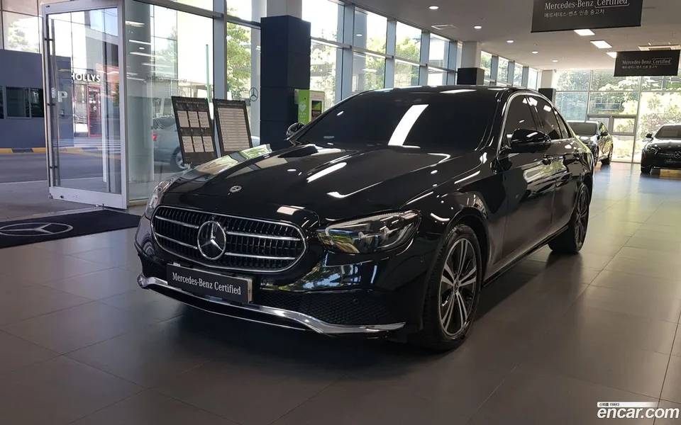 Mercedes-Benz E-Class E250 2022 — photo 1, buy with delivery to Moscow