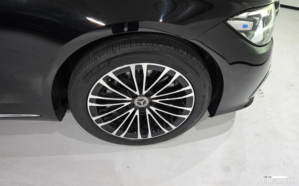 Mercedes-Benz S-Class S350 d 2022 — thumbnail 2