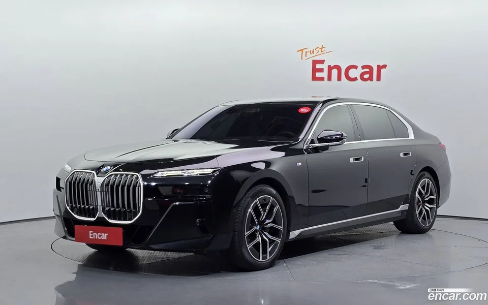 BMW 7 Series 2024