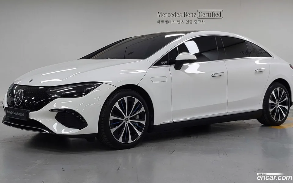 Mercedes-Benz EQE 2022