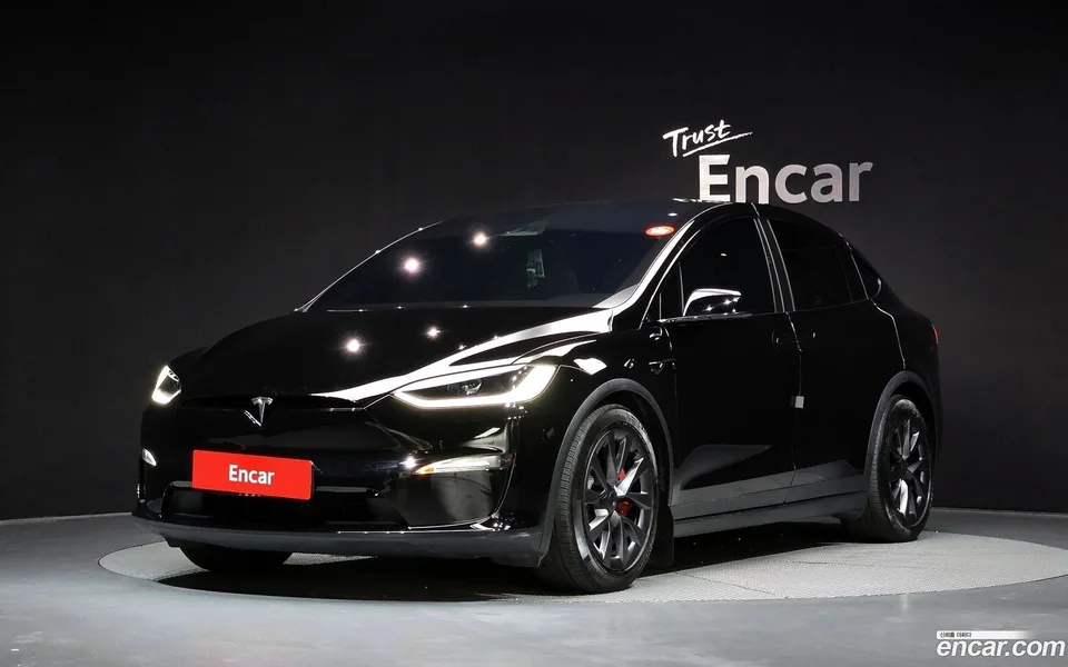 Tesla Model X 2023