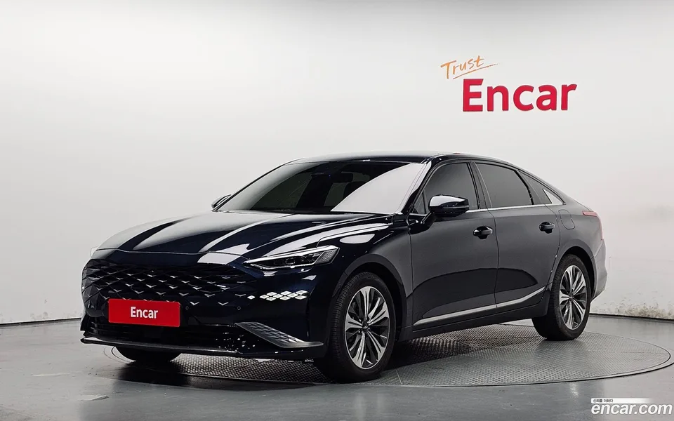 Kia K8 Hybrid 2022