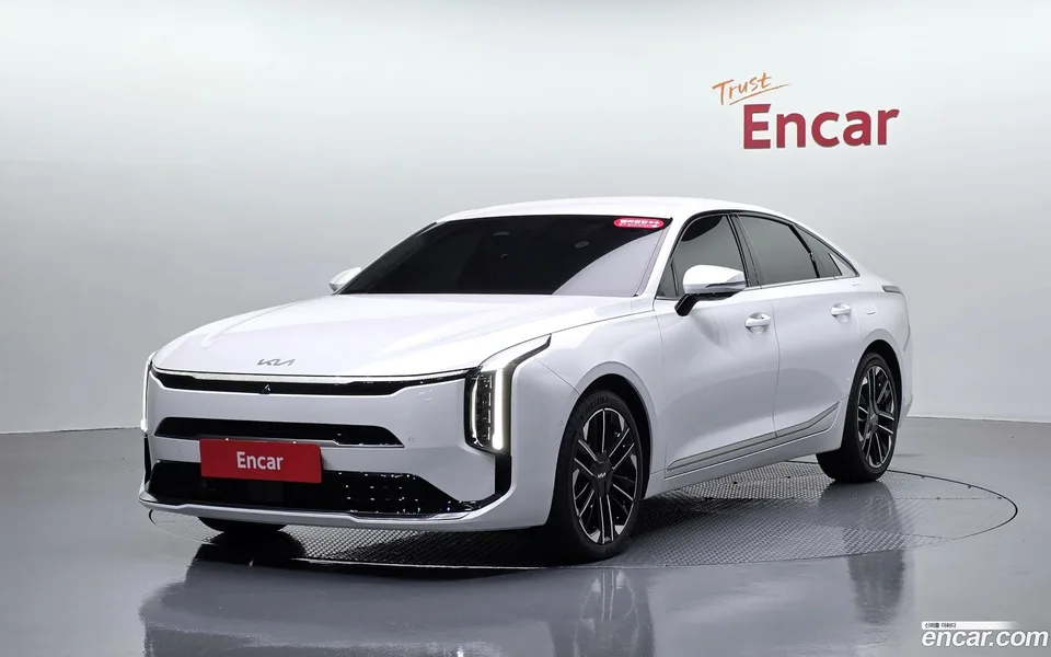 Kia K8 Hybrid 2025