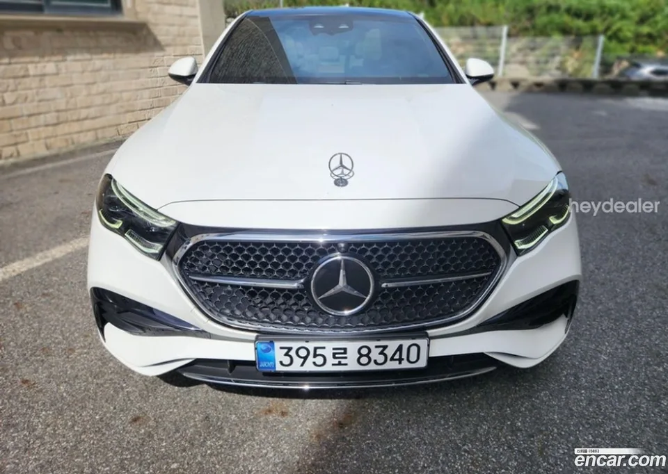 Mercedes-Benz E-Class 2025