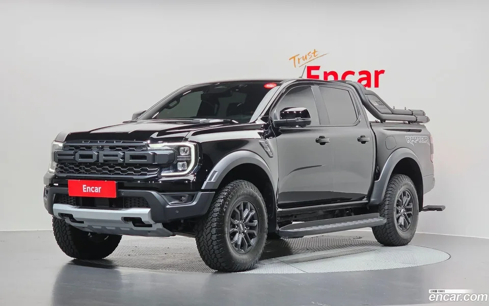 Ford Ranger 2.0 2025 — photo 1, buy with delivery to Moscow