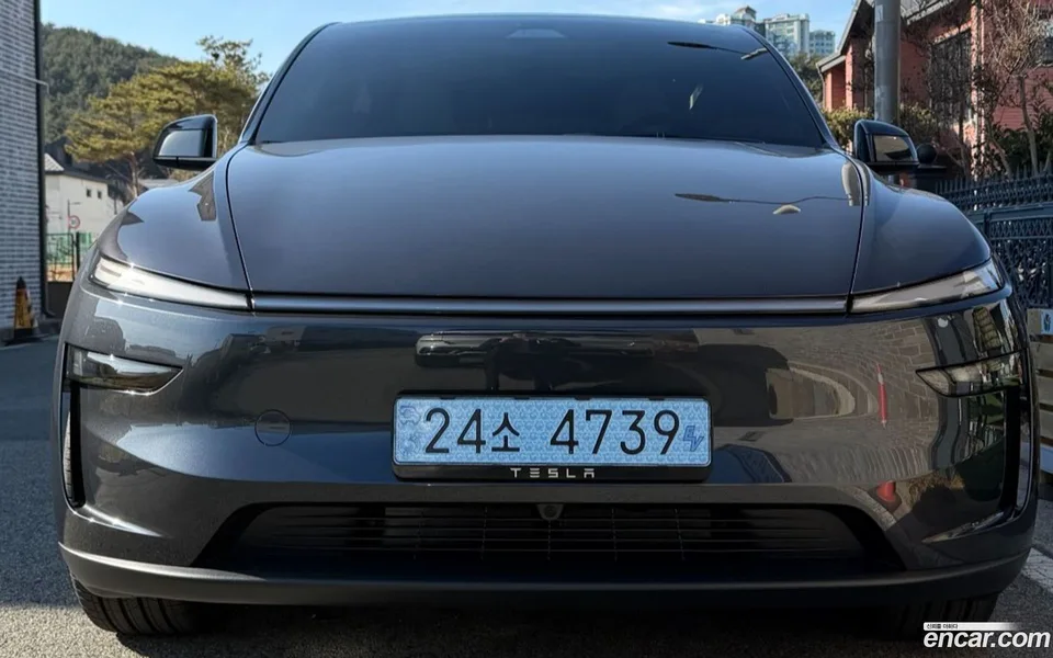 Tesla Model Y 2026