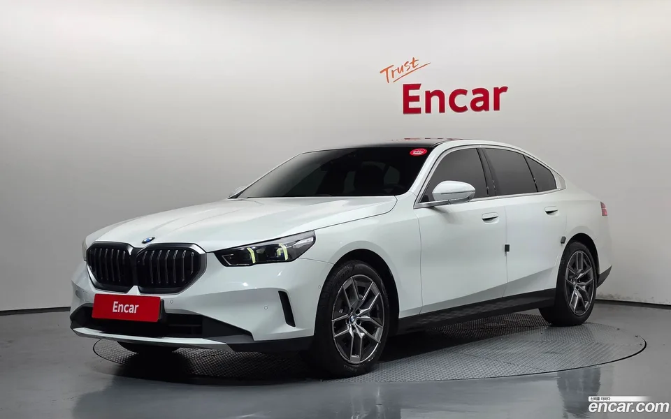 BMW 5 Series 2023
