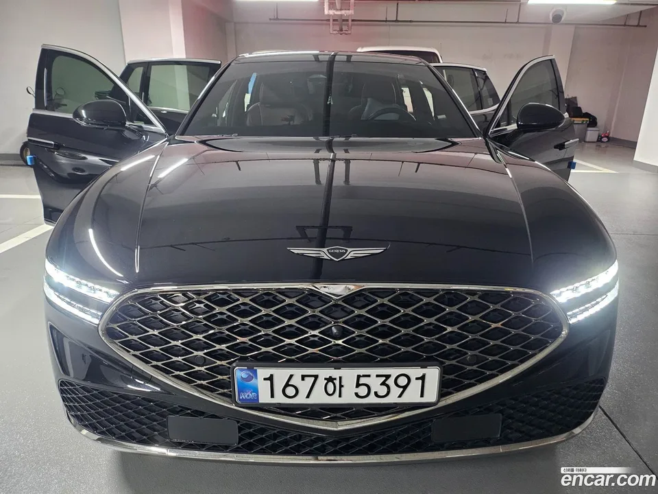Genesis G90 2025