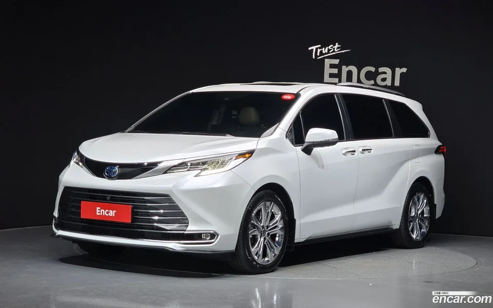 Toyota Sienna 2023