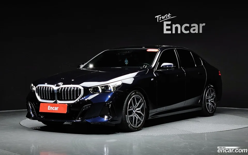 BMW 5 Series 2024