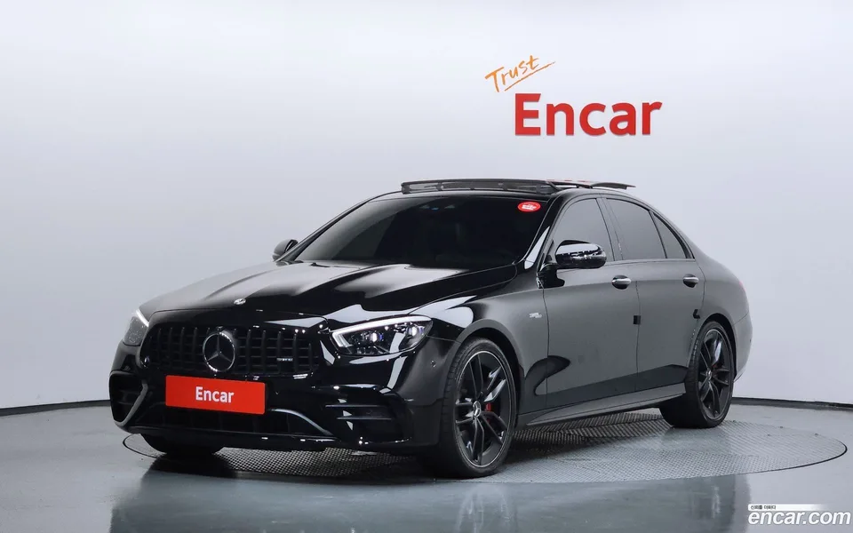 Mercedes-Benz E-Class 2022