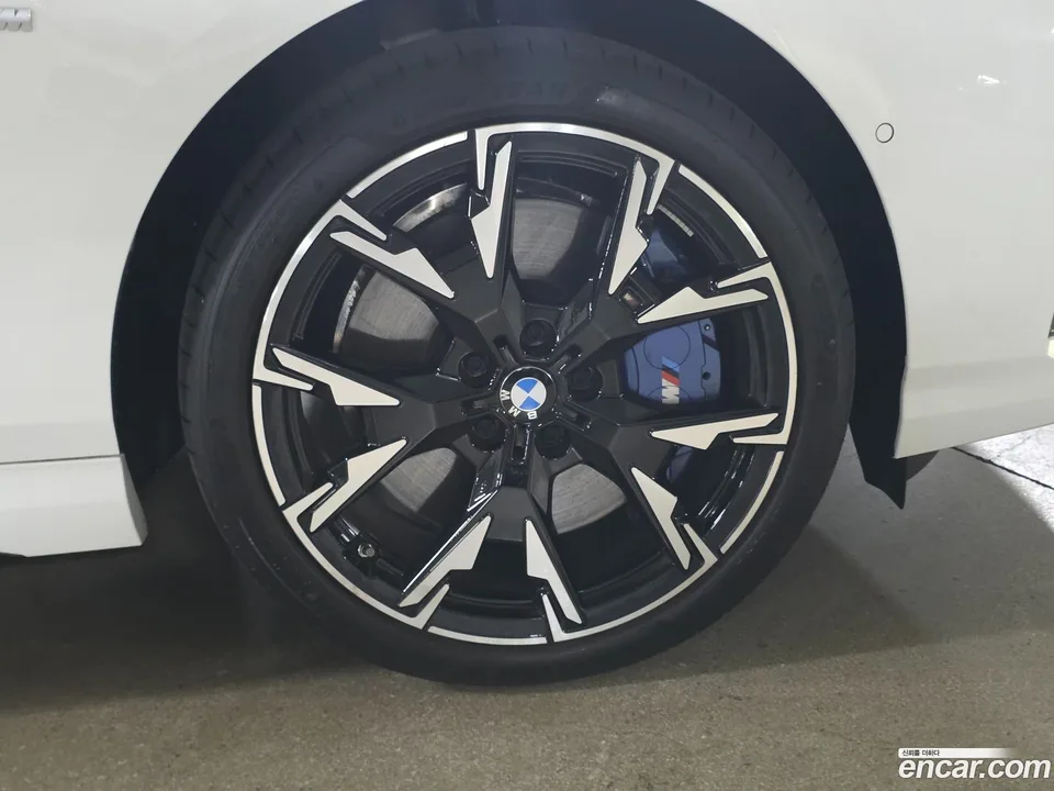 BMW 2 Series Gran Coupe 228 xDrive M 2025 — миниатюра 2