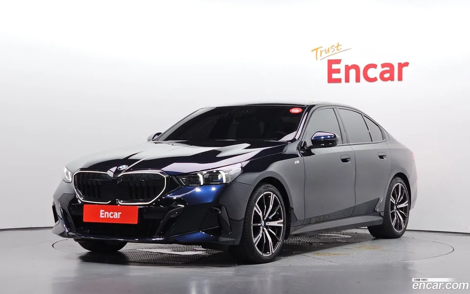 BMW 5 Series 2024