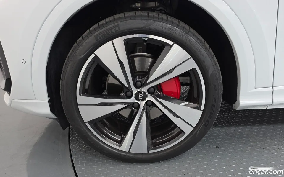 Audi Q5 (80A) 45 TFSI S Line 2025 — thumbnail 2