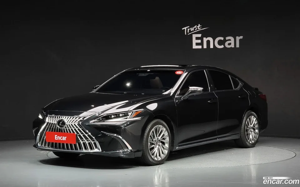 Lexus ES 300h 2026