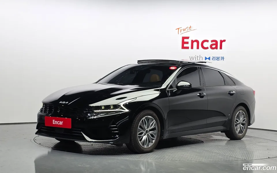 Kia K5 Hybrid 2023
