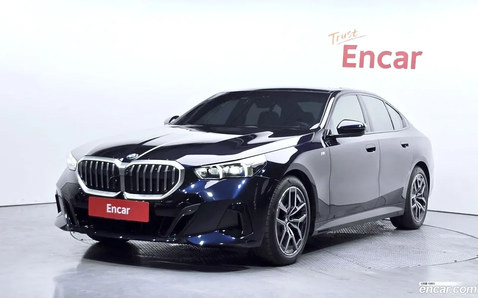 BMW 5 Series 2023