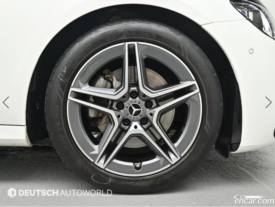Mercedes-Benz E-Class E250 AMG Line 2023 — thumbnail 2