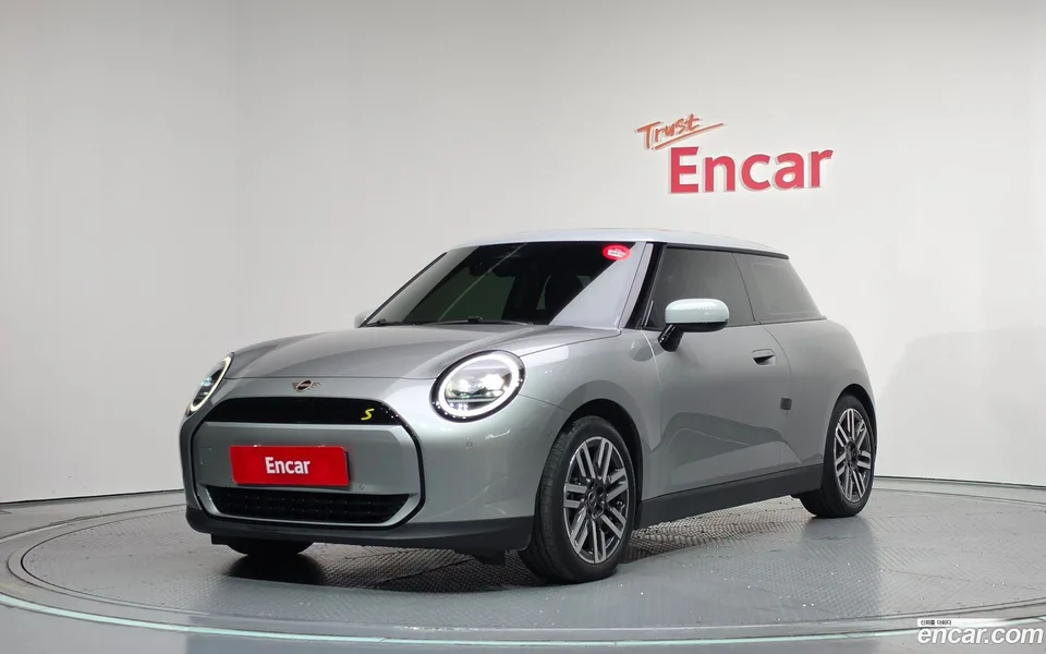 MINI Cooper Electric 2024