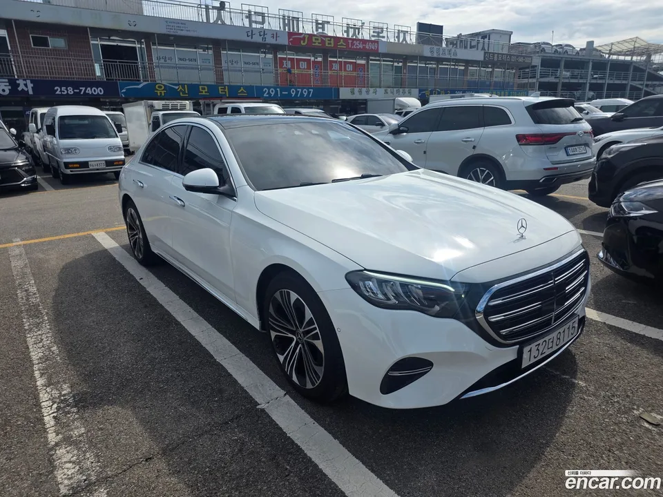 Mercedes-Benz E-Class E220d 4MATIC 2024 — photo 1, buy with delivery to Moscow