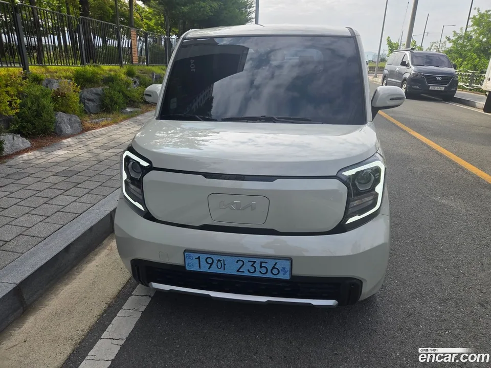 Kia Ray EV 2026 — фото 1, купить с доставкой в Москву