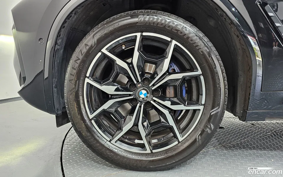 BMW X3 xDrive 20i M 2023 — миниатюра 2