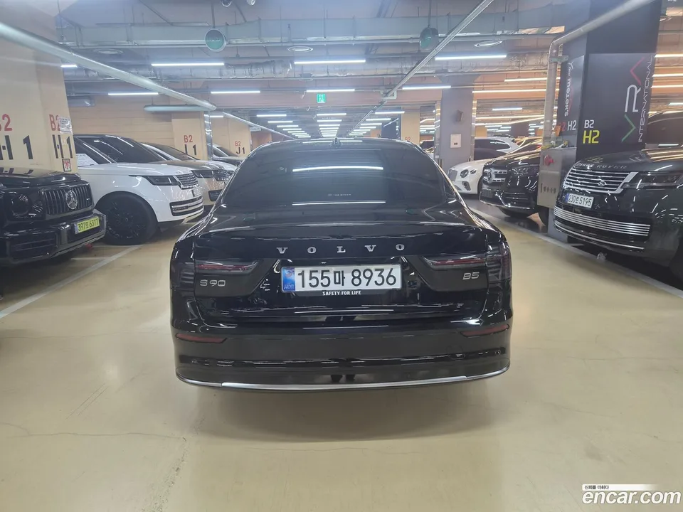 Volvo S90 B5 2025 — thumbnail 2