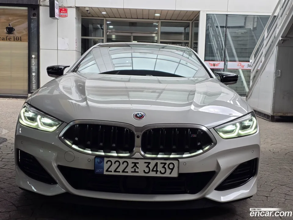 BMW 8 Series 2022