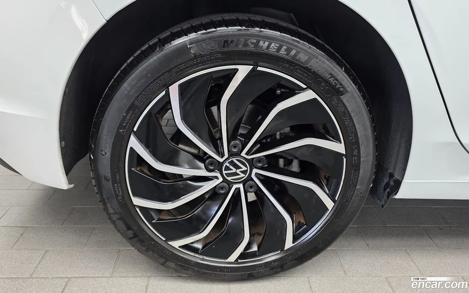 Volkswagen Golf 2.0 TDI 2022 — thumbnail 2