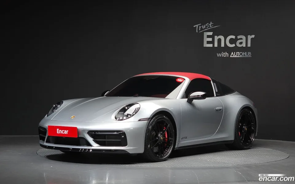 Porsche 911 (992) 4 GTS 2024 — фото 1, купить с доставкой в Москву