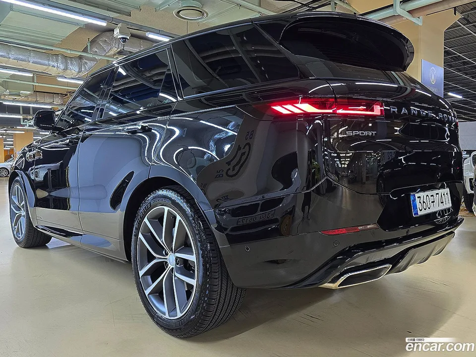 Land Rover Range Rover Sport P400 AB 2025 — миниатюра 4