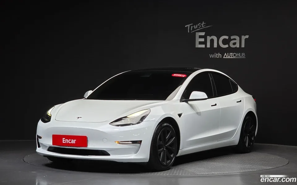 Tesla Model 3 2022