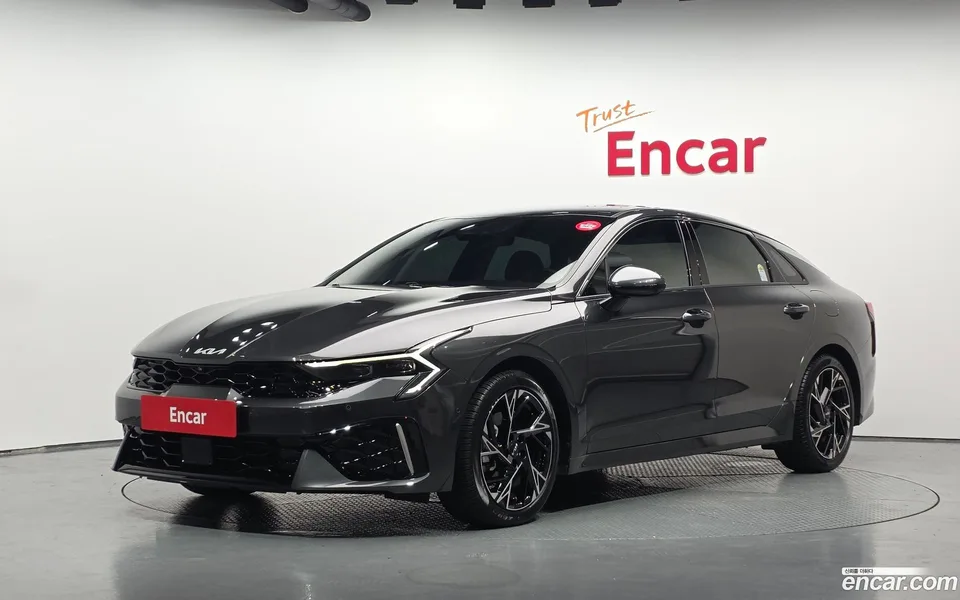 Kia K5 Hybrid 2025
