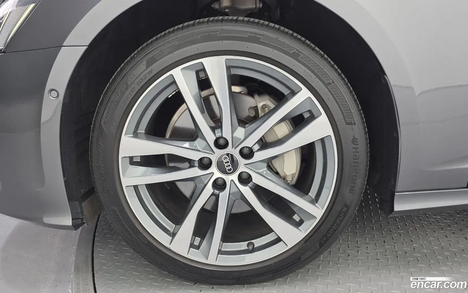 Audi A6 45 TFSI 2022 — thumbnail 2