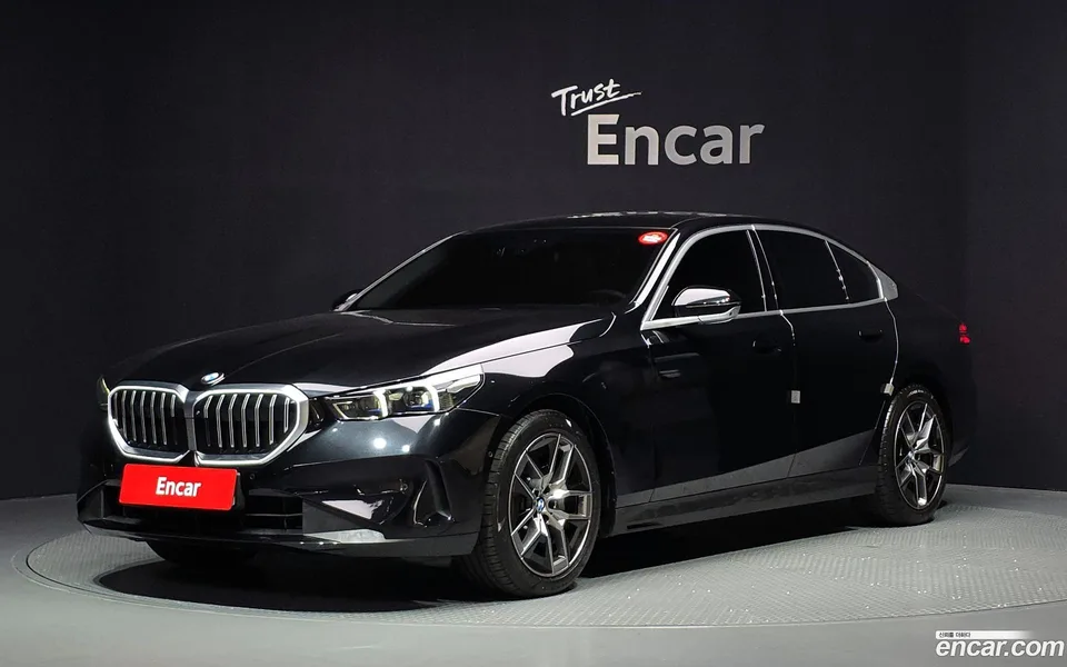 BMW 5 Series 2025