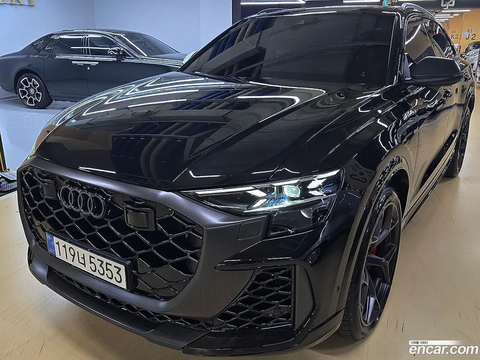 Audi RSQ8 (4M) 4.0 TFSI 2025 — photo 1, buy with delivery to Moscow