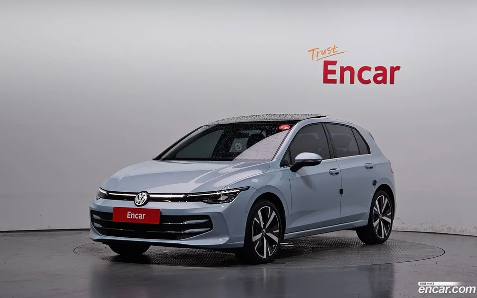 Volkswagen Golf 2.0 TDI 2025 — photo 1, buy with delivery to Moscow