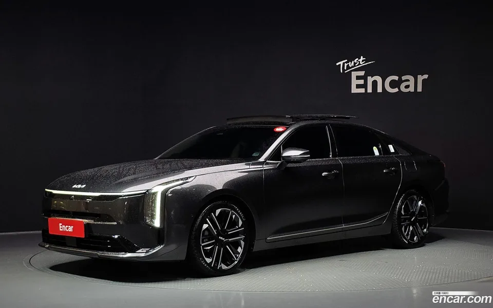 Kia K8 Hybrid 2024