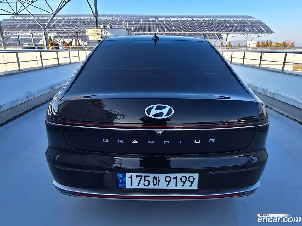 Hyundai Grandeur Hybrid 2023 — миниатюра 4