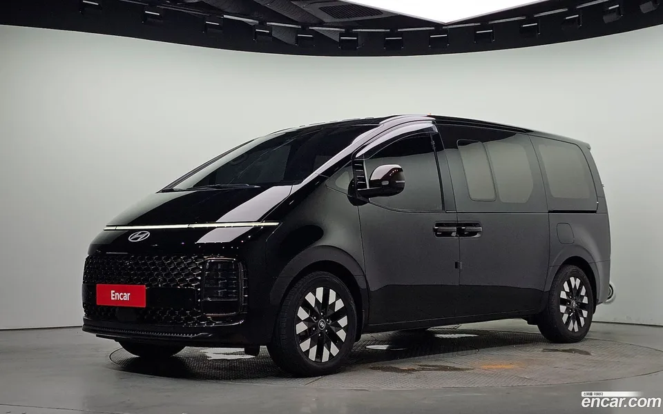 Hyundai Staria 2024